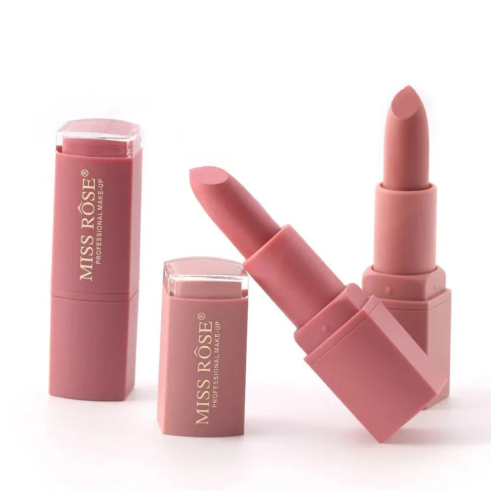 🔥 Velvet Kiss Lipstick Set – Soft, Bold & Beautiful